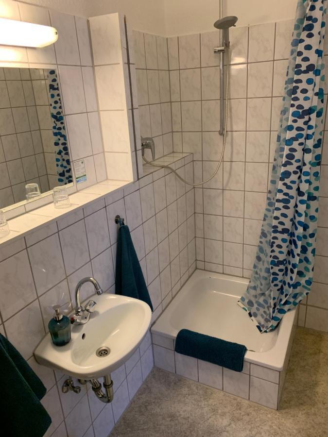 Zum armen Mann Bed and Breakfast Düsseldorf Buitenkant foto