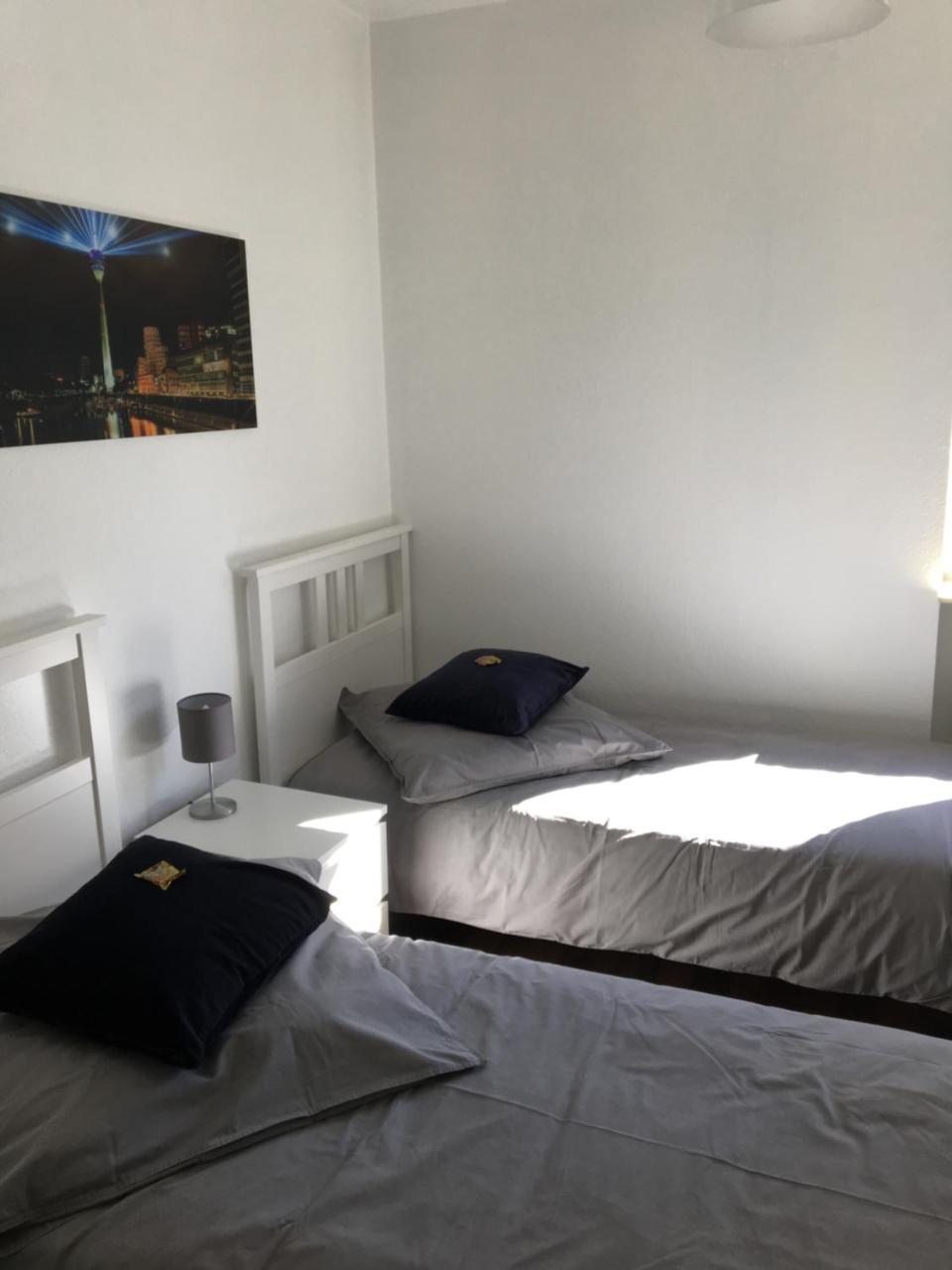 Zum armen Mann Bed and Breakfast Düsseldorf Buitenkant foto