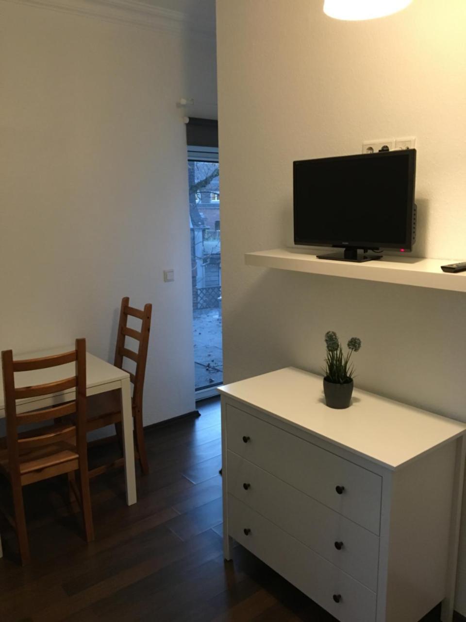 Zum armen Mann Bed and Breakfast Düsseldorf Buitenkant foto