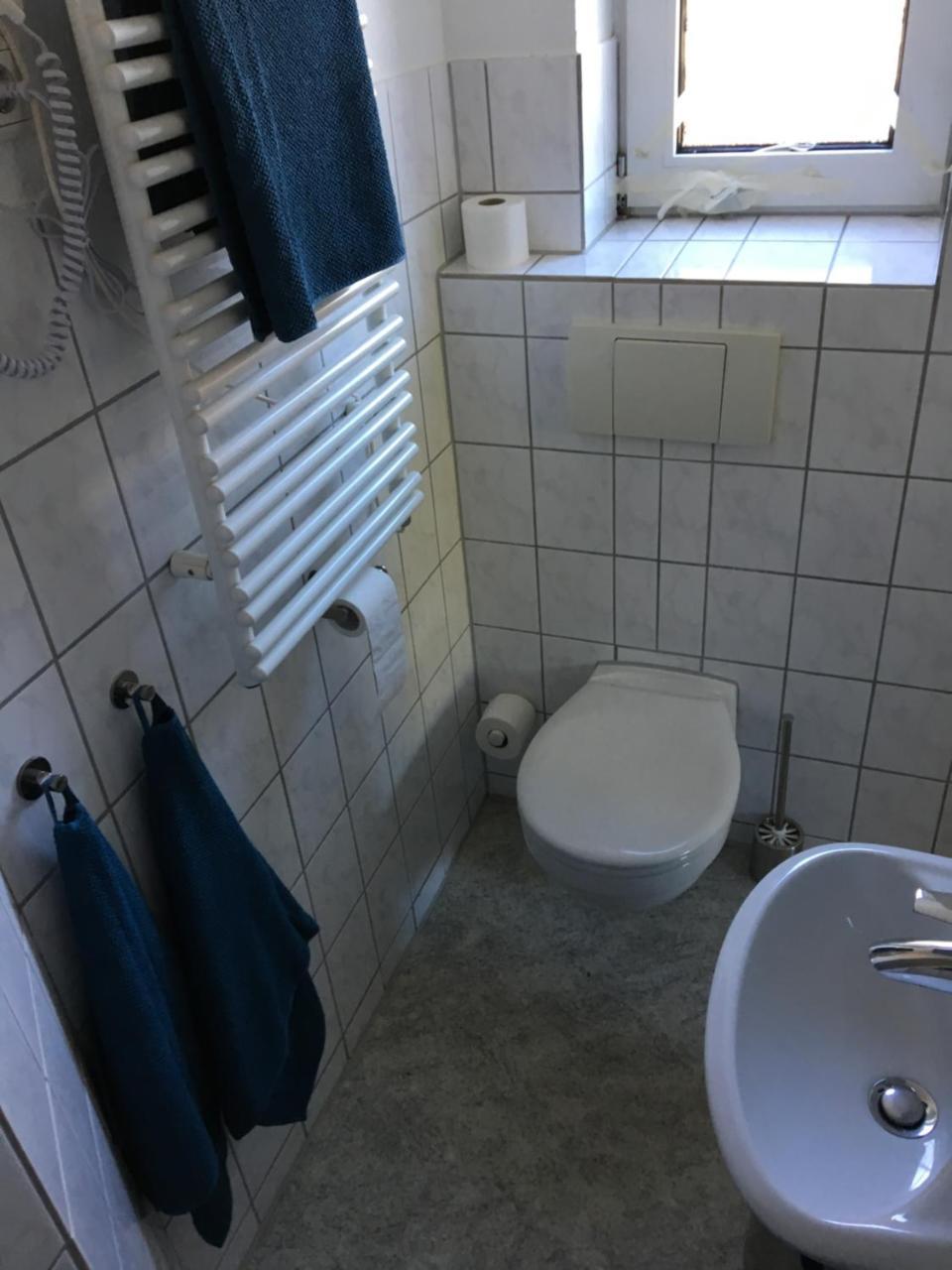 Zum armen Mann Bed and Breakfast Düsseldorf Buitenkant foto