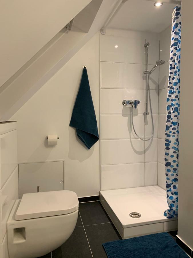 Zum armen Mann Bed and Breakfast Düsseldorf Buitenkant foto